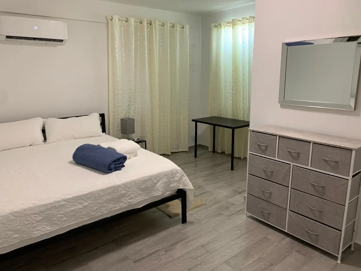 Mabodamaca Luxury Apartments Isabela